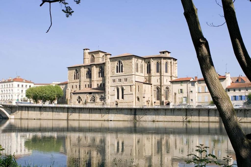 Studio Moderne, Terrasse Et Parking Lägenhet Romans-sur-Isère Exteriör bild